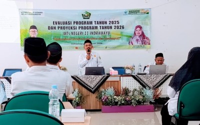 Hadapi Tantangan Gen Z, Kasi Penmad Kemenag Indramayu Beri Penguatan Guru MTsN 11 Indramayu